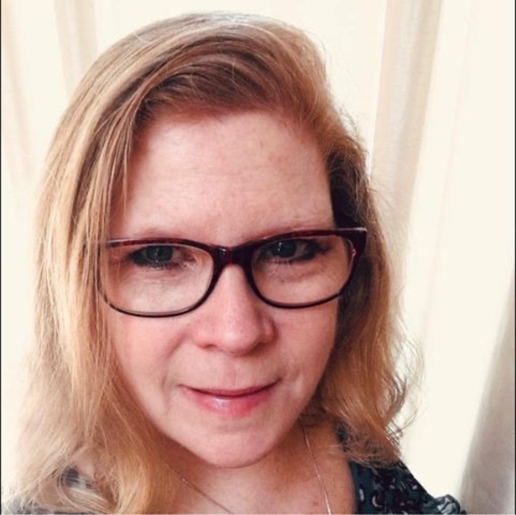 Meet your Posher, Cynthia - Picture 1 of 1